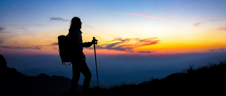 【开云电竞】欧冠-梅西传射建功皮克破门 巴萨2-1锁小组头名(图2) 开云电竞中国