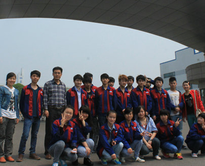 ‘开云电竞’论奖杯的种类以及决赛进球数量,这位球星甚至胜过了梅西C罗(图2) 开云电竞官方网站